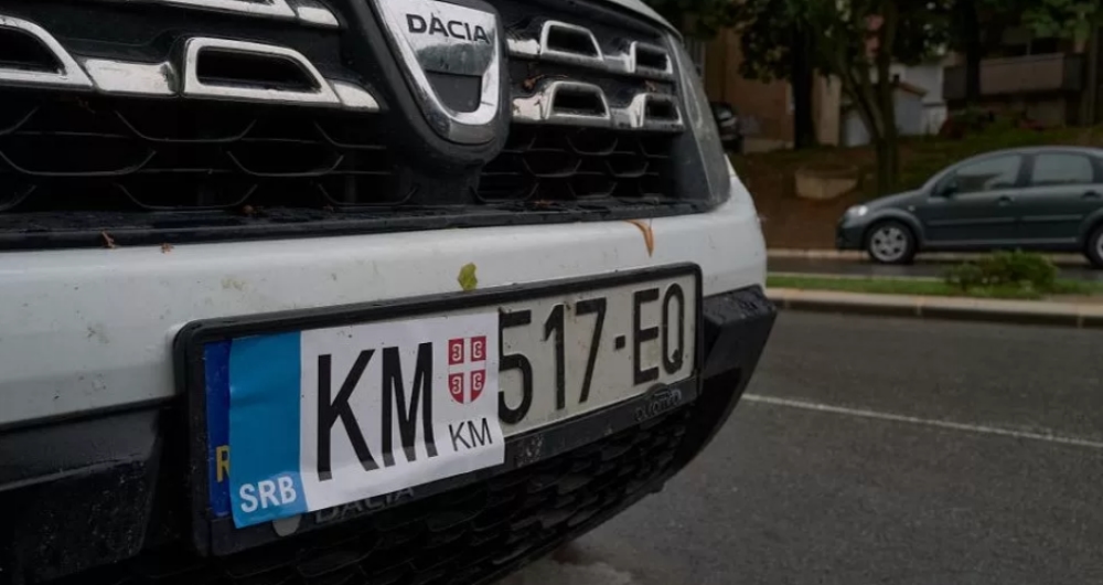 Arrihet marreveshja mes Kosoves dhe Serbise per targat